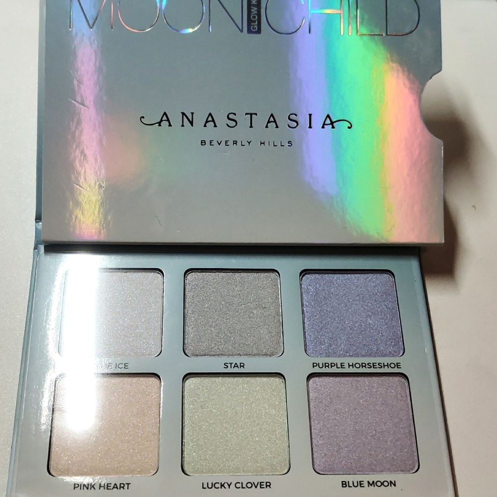 Anastasia Moon Child Glow Kit
